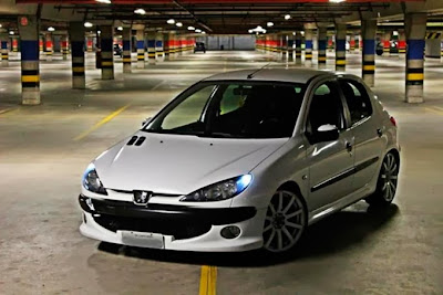 Peugeot 206 Rebaixado + Rodas 17" + Som