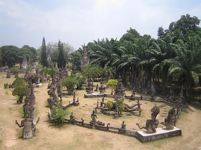 Kỳ Bí Vườn Tượng Phật Xieng Khuan Xieng-khuan+vuon+tuong+phat3