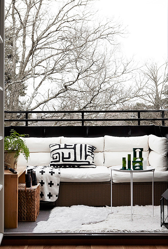5 simple tips to cozy up your outdoors for fall | Image via Fantastic Frank.