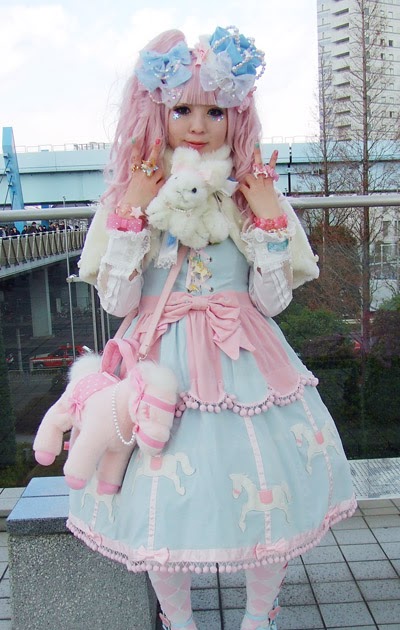 The Life & Drama of a College Diva: Cutest Sweet Lolita Pics