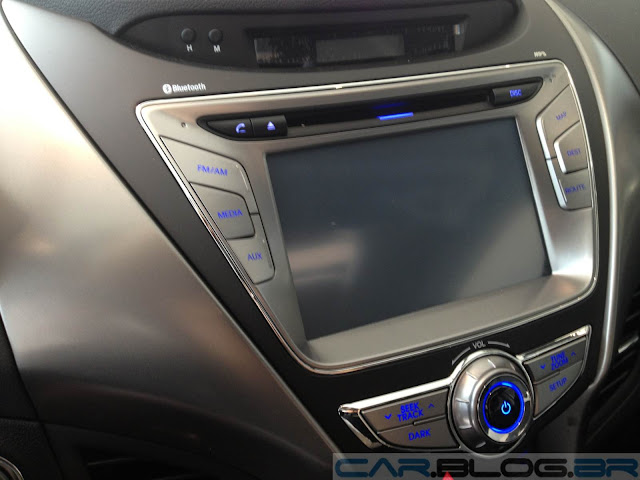 Hyundai Elantra Hyundai-Elantra-2014-Flex-interior+%25281%2529