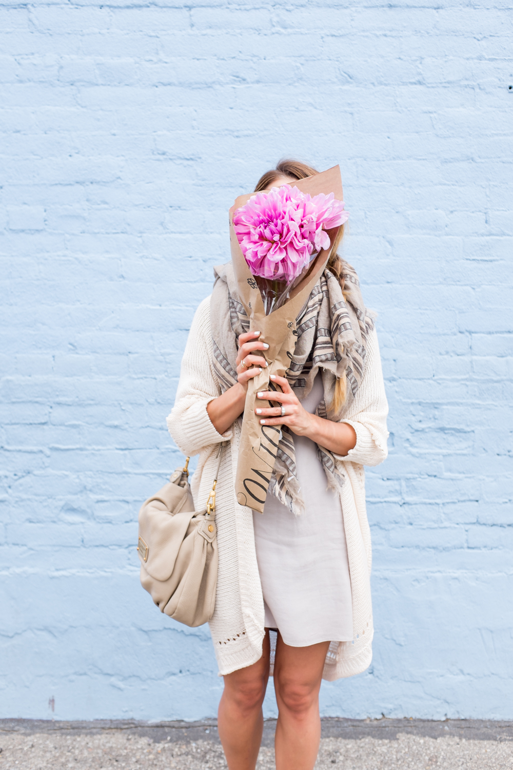 OOTD Aritzia Blanket Scarf for Summer La Petite Noob A Toronto