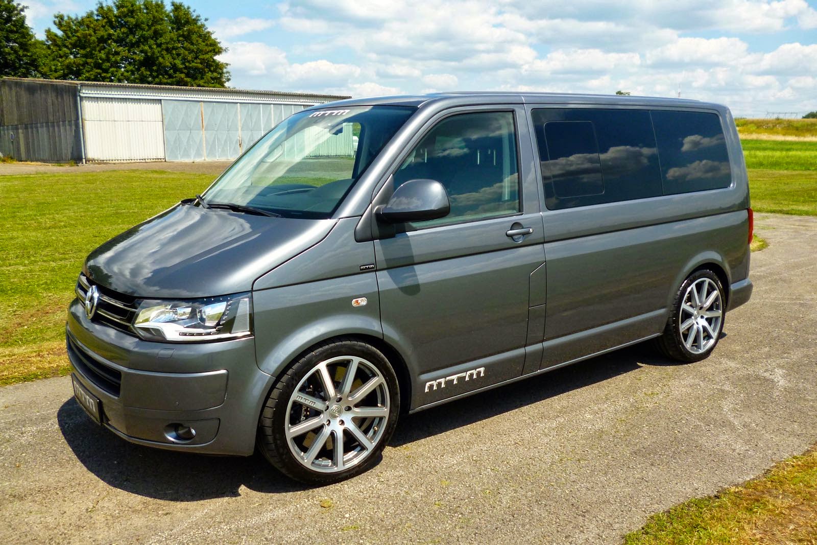 Linke Automotive: MTM VW T5 mit 9x20 Bimoto Felgen!