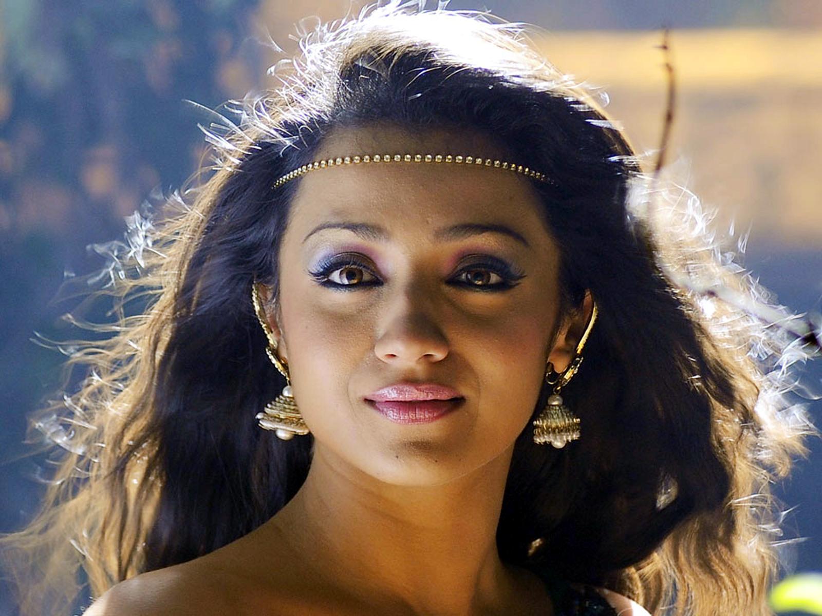 http://1.bp.blogspot.com/-h0XfP-JV7NY/UAvmlWBywRI/AAAAAAAAHzg/cOR-nalcMhA/s1600/My+Dream+Girl+%27%27Trisha_Krishnan%27%27+%2828%29.jpg