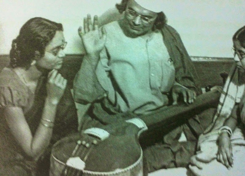essay about kazi nazrul islam essay about kazi nazrul islam