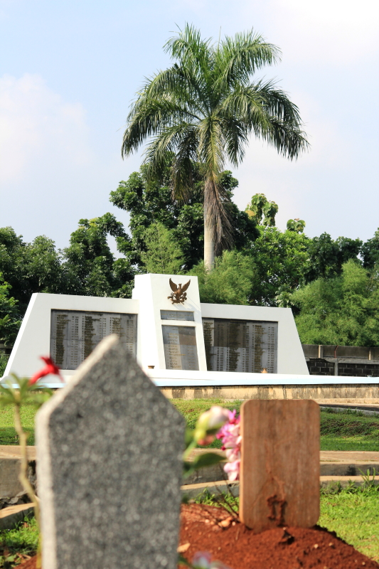 Makam Taman Makam Pahlawan Bintaro