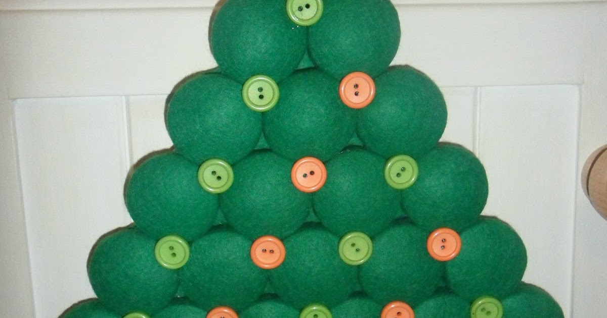 Bootyfull Things Tutorial Christmas Tree from milk bottle tops