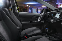 2015-Toyota-Prius-C-5.jpg