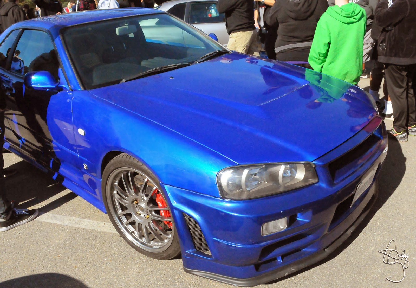 Pictorial: The Paul Walker / Roger Rodas Memorial