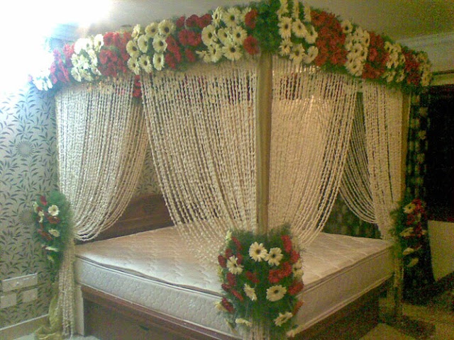 Romantic Bedroom decoration ideas for Wedding Night | Greetings ...