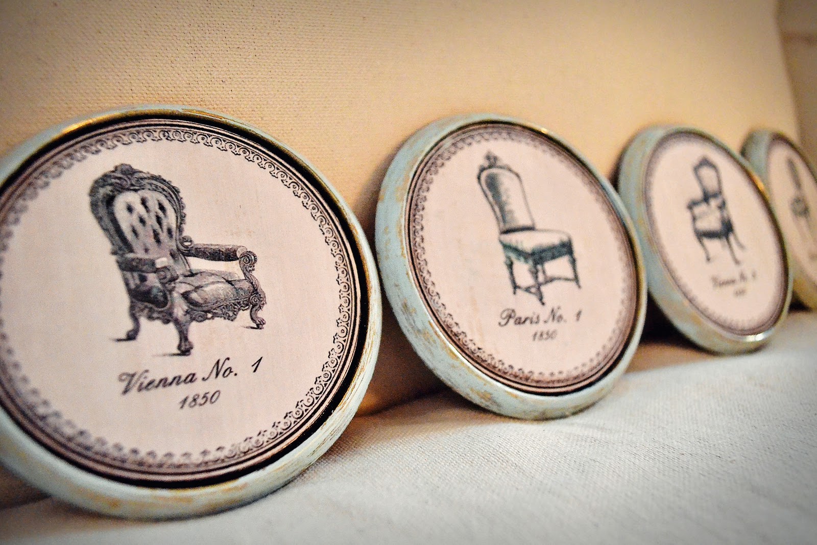 Simply Albany Vintage Fancy Chair Coasters