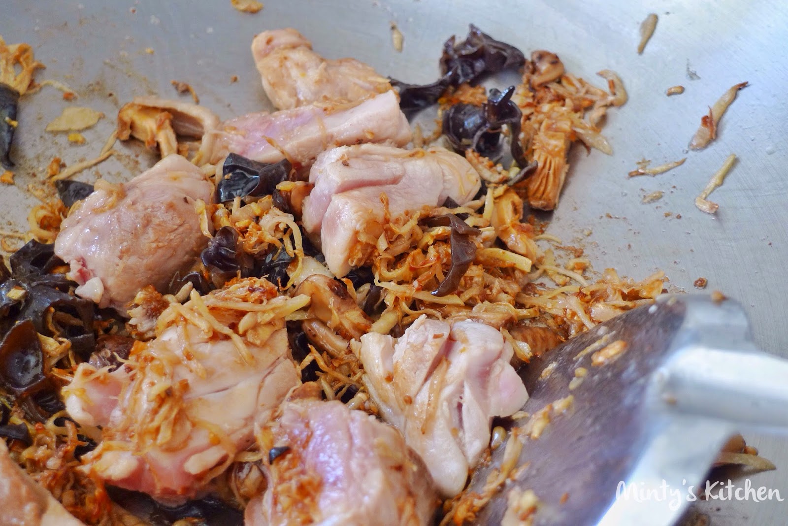 Minty's Kitchen GingerWine Chicken (姜酒雞)