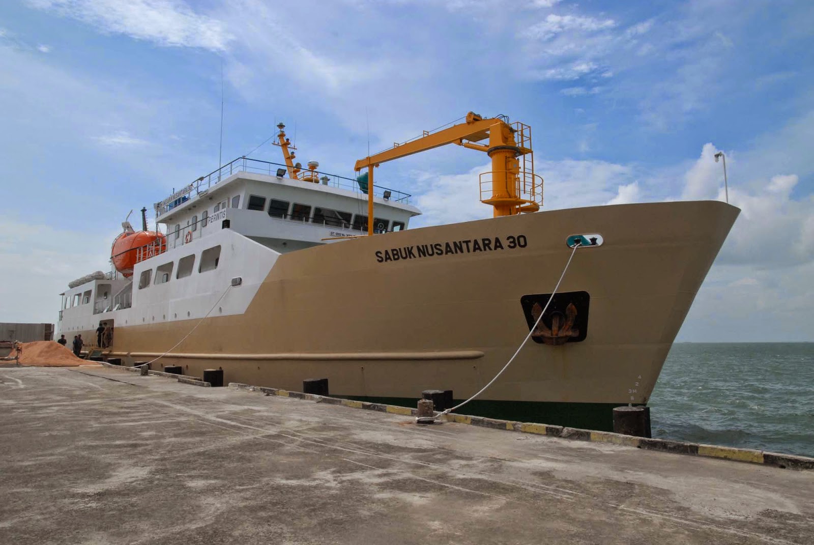 Kapal Perintis PT Pelni | Kapal Penumpang Pelni