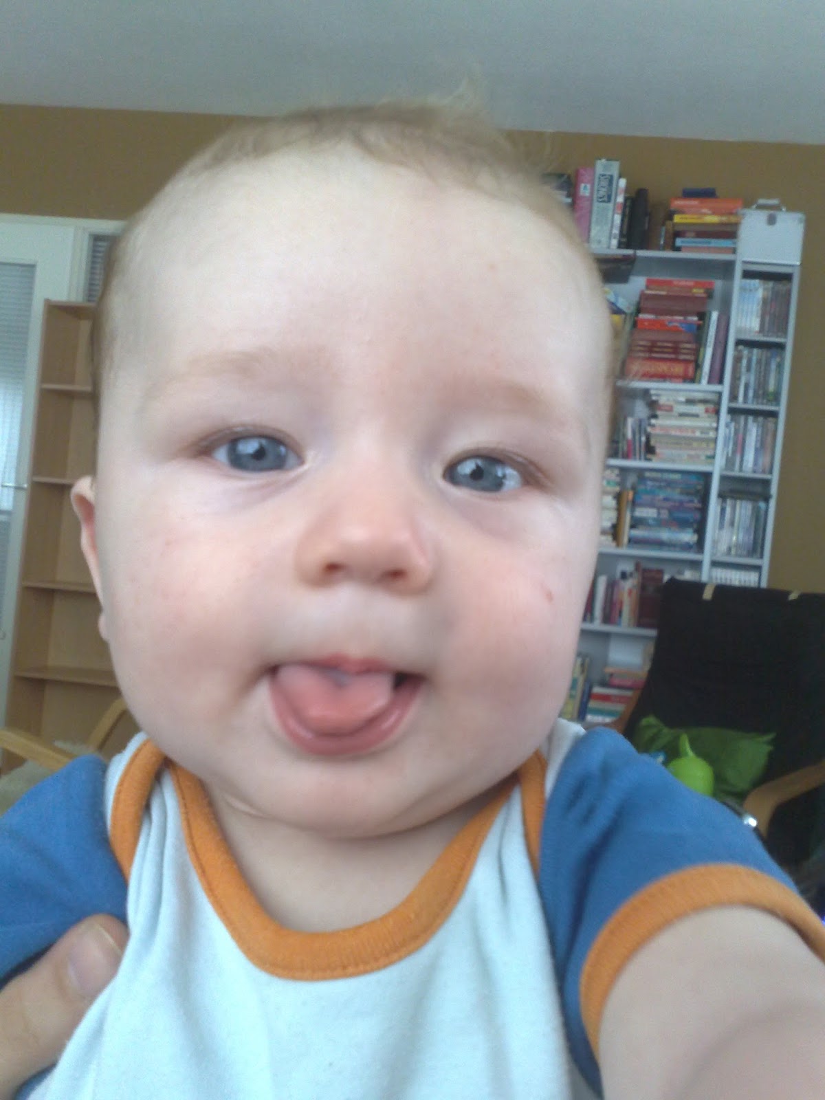 Juda, Janoa en Jedidja tong uitsteken