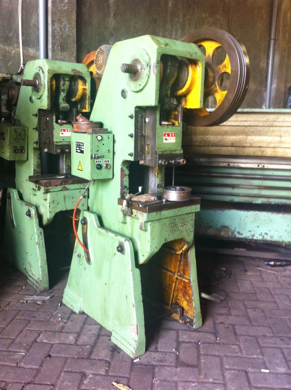 Jual Mesin Bubut Bekas Jual mesin Pon Plat punch 160T