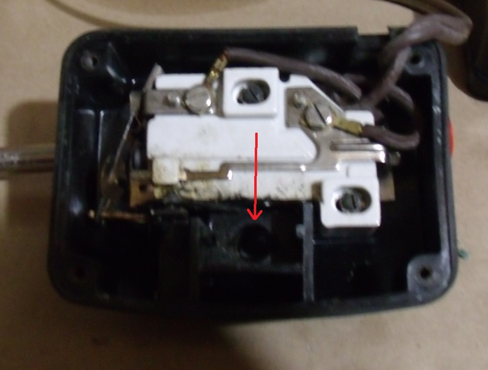 Vintage Sewing Machines ReWiring a Vintage Sewing Machine Foot Control