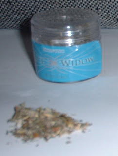 Will da brand white widow herbal potpourri show up on a lab test.