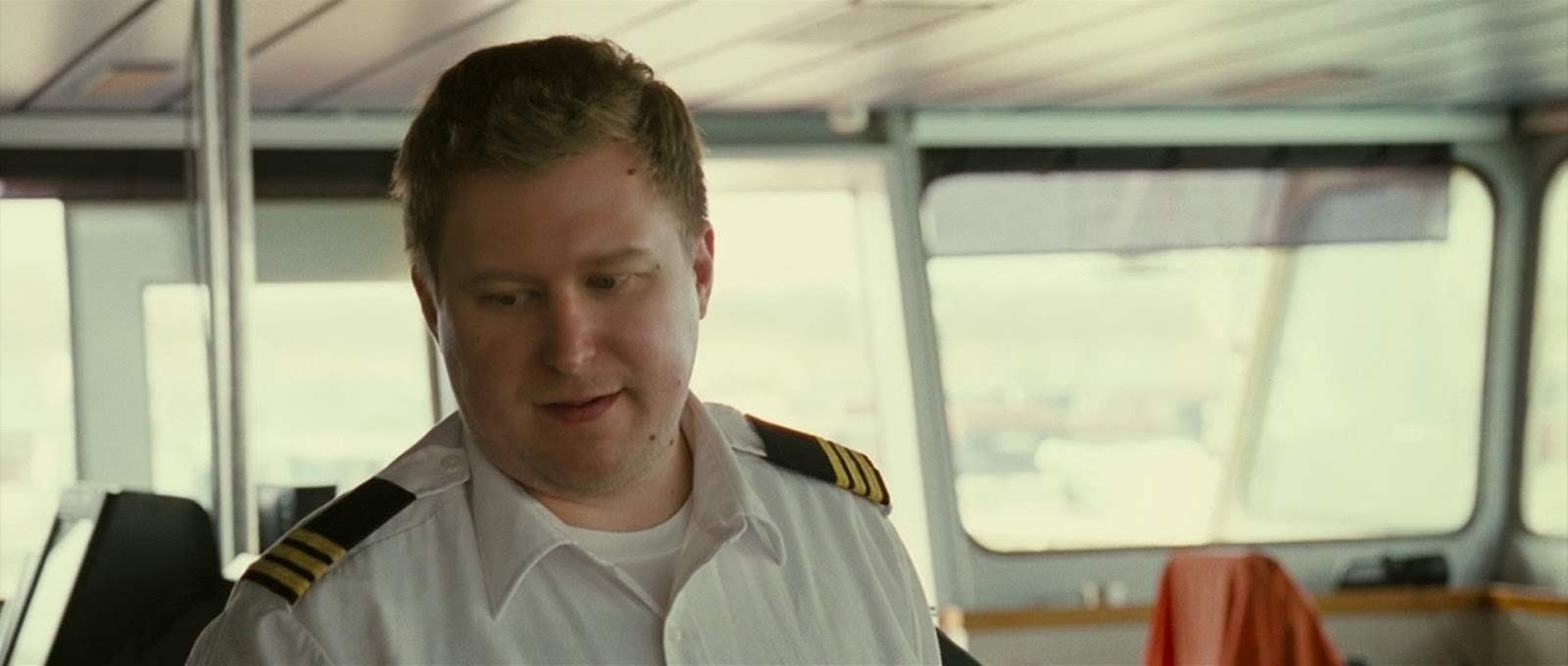 Captain Phillips 2013 Dual Audio Hindi 720p BluRay 900mb