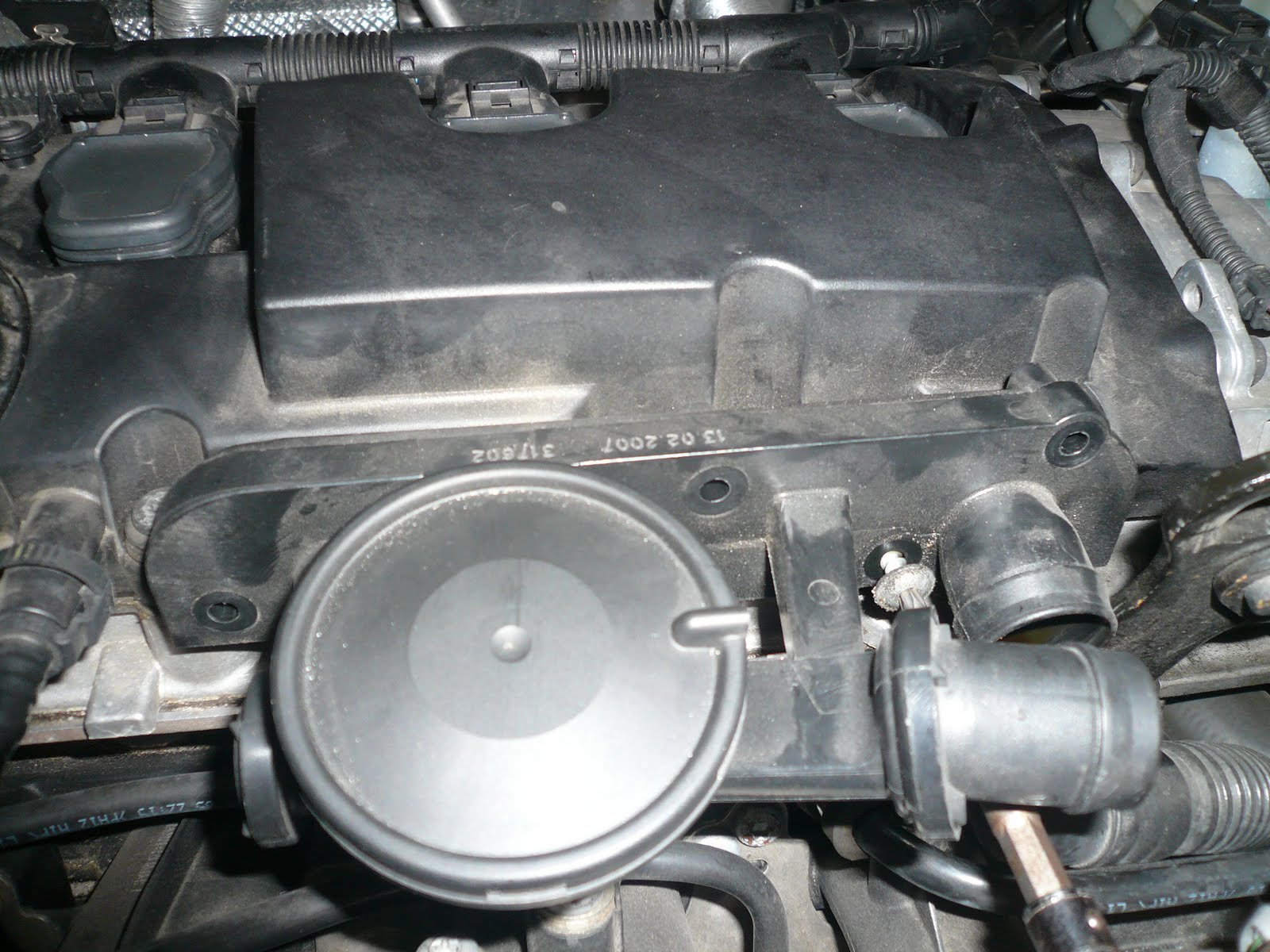 VW Passat Repair How To Replace The PCV Crankcase Vent Valve On A 2006