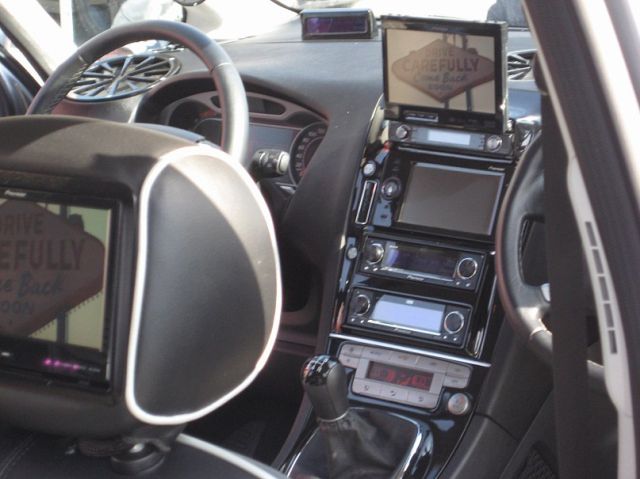 Smart TV: Most Extreme Car Interior Tuning