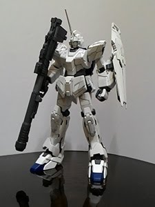 (HG) RX-0 Unicorn Gundam