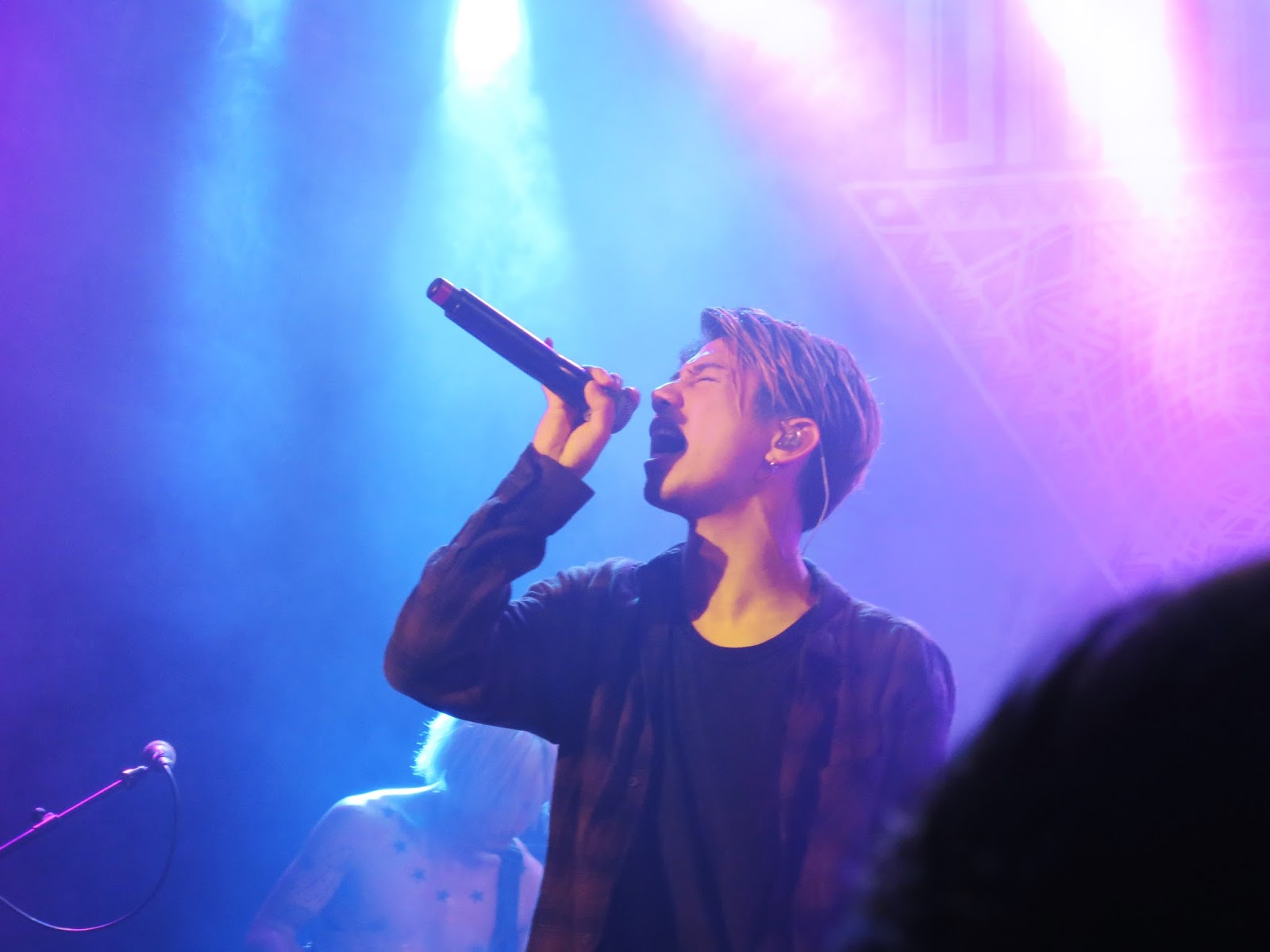 one ok rock live in manchester world tour 2015