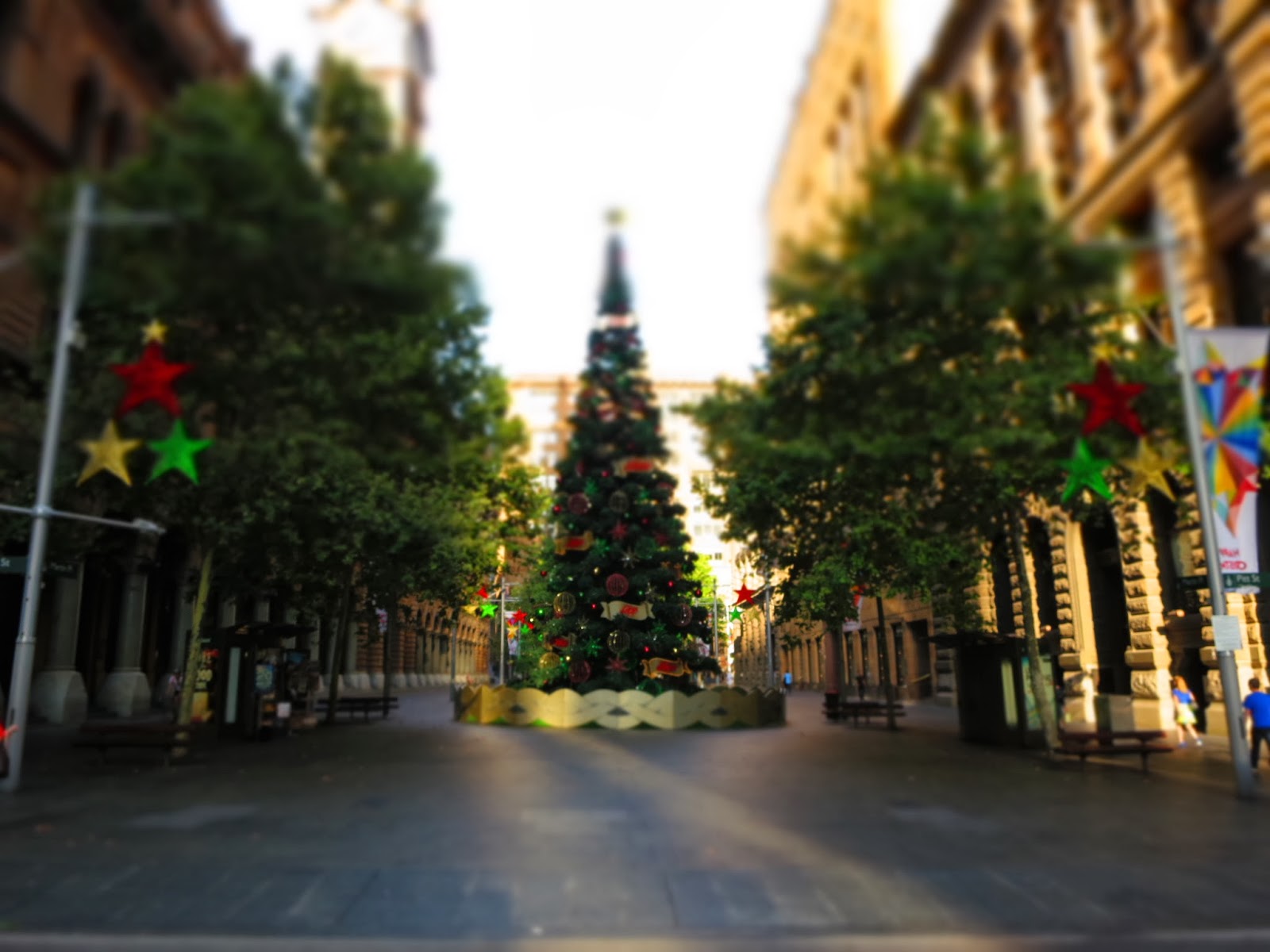 Sydney Australia Twas the night before Christmas Eve