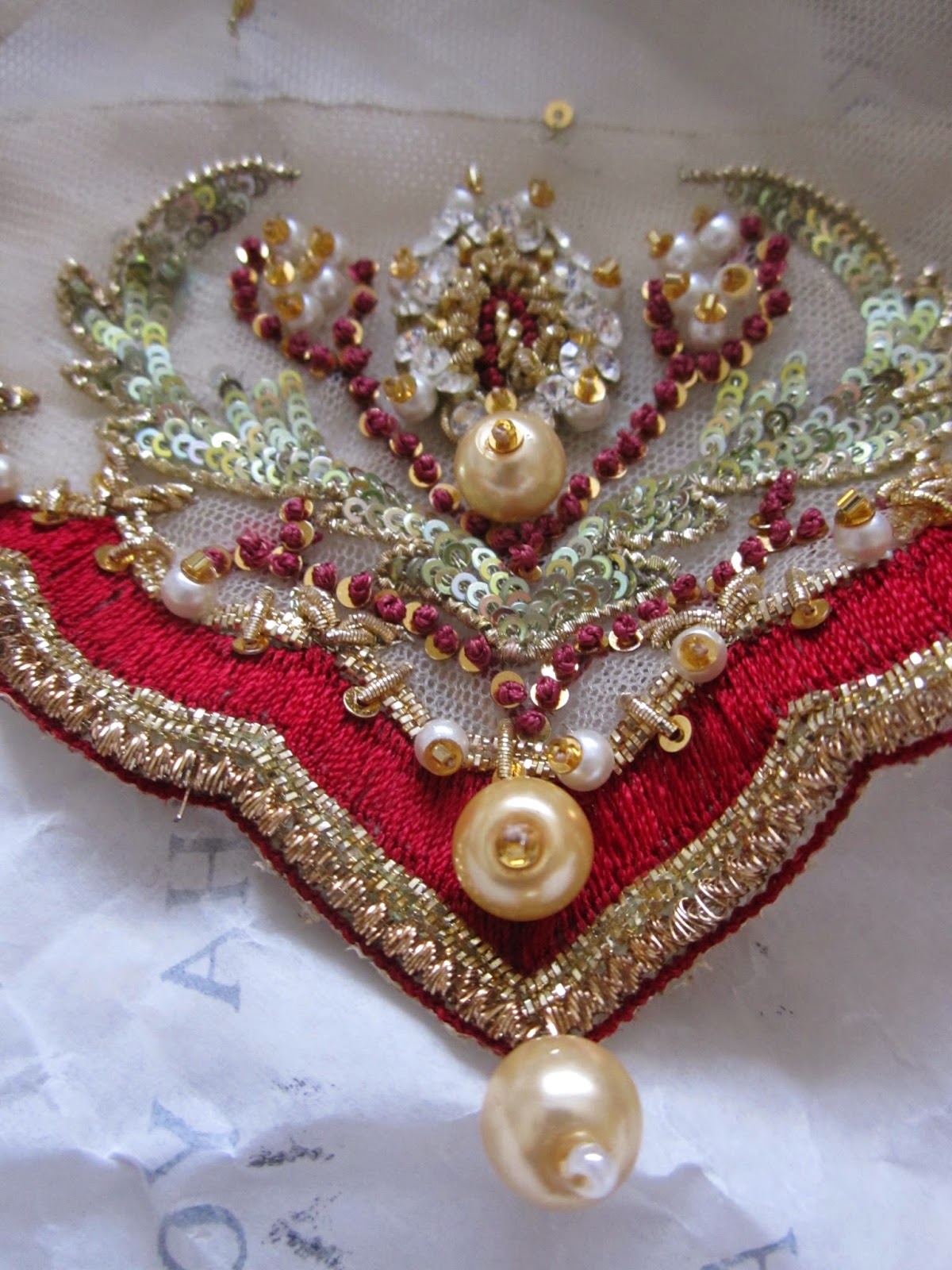 Supersummer S Distractions Ayesha Yousaf My Review Embroidery Designs Fashion Couture Embroidery Pants Women Fashion