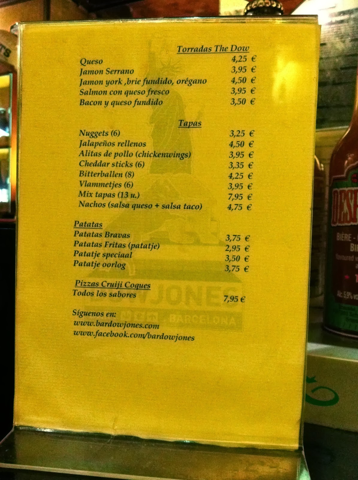 CAFE LA LA Dow Jones in Barcelona, an "American" Bar