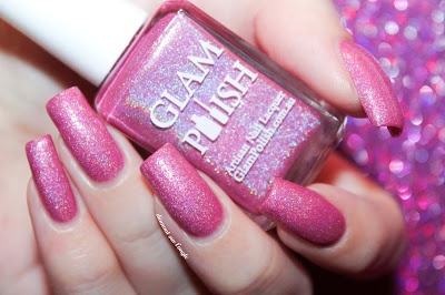 Swatch of the nail polish "Hey Mama" from Glam Polish