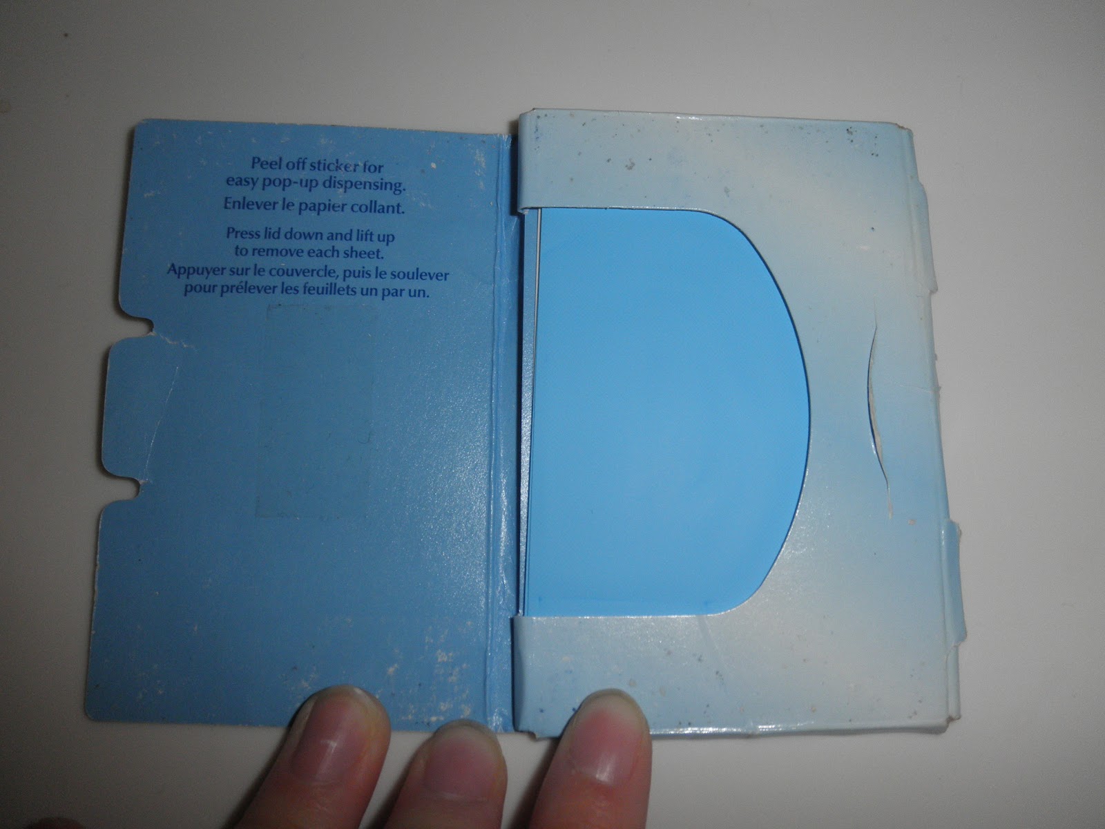 Make Me Pretty 101 Review Clean & Clear OilAbsorbing Sheets