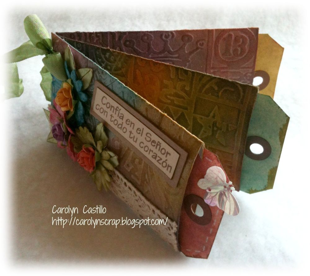 Tutorial Mini album con Embossing y Distress