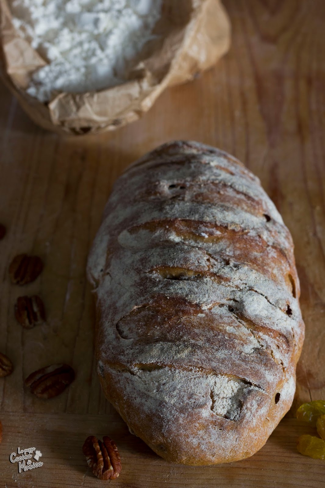 Habemus pane, finalmente. Pane alle noci pecan e uvetta