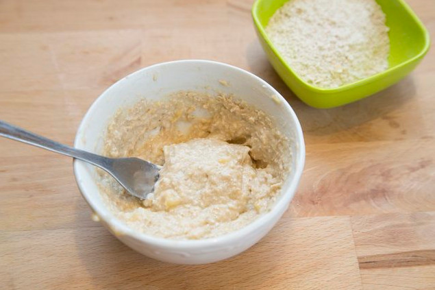 [Image: mat-na-duong-trang-da-tu-chuoi-3.jpg]