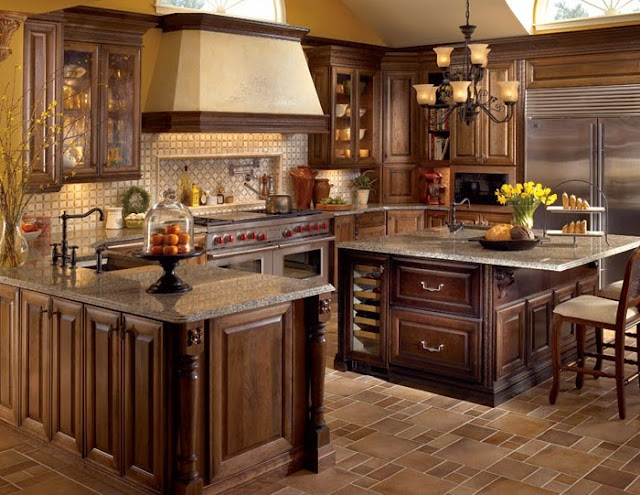 Classic Traditional Kitchen Cabinet
