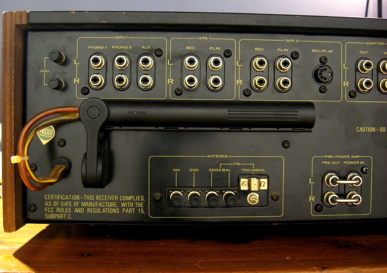 Please advice me on connecting outdoor antenna to my 70's Pioneer SX850