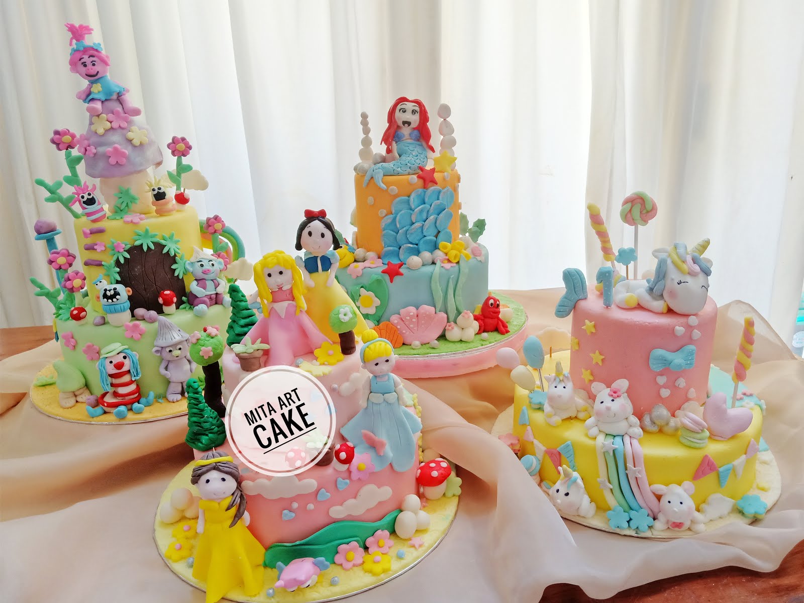 Fondant cake