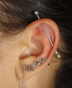Piercing Transversal Feminino Fotos de Piercing Transversal Feminino