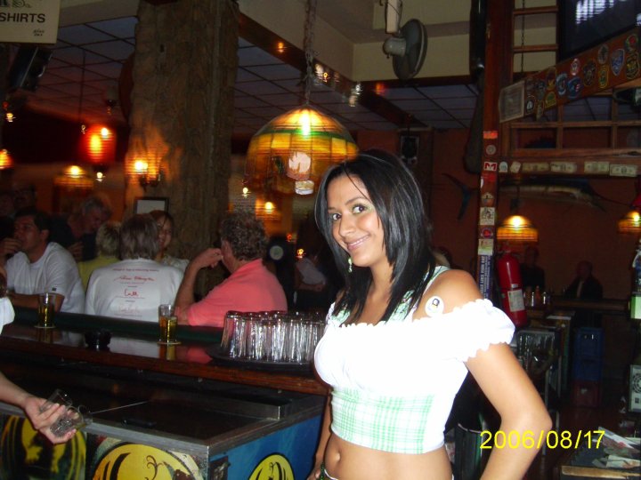 Costa rica bar girls