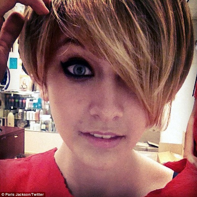 Dailyceleb Has Paris Jackson Cut Her Hair In Homage To Miley