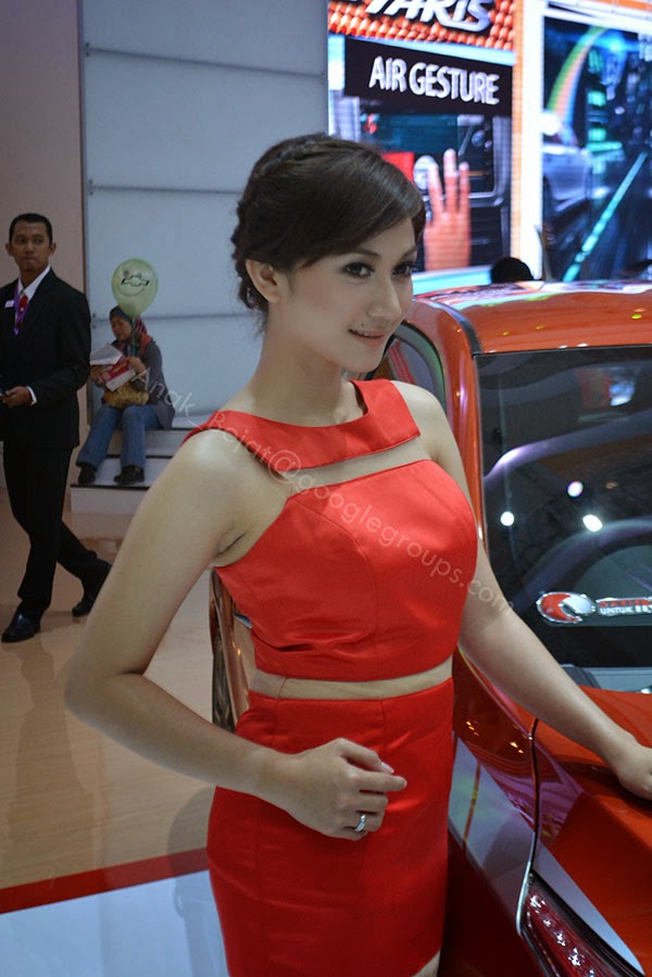SPG Indonesia International Motor Show 2014 Foto SPG Indonesia International Motor Show 2014