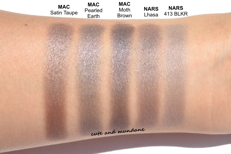 Cute and Mundane: MAC Moth Brown eyeshadow review + swatches.