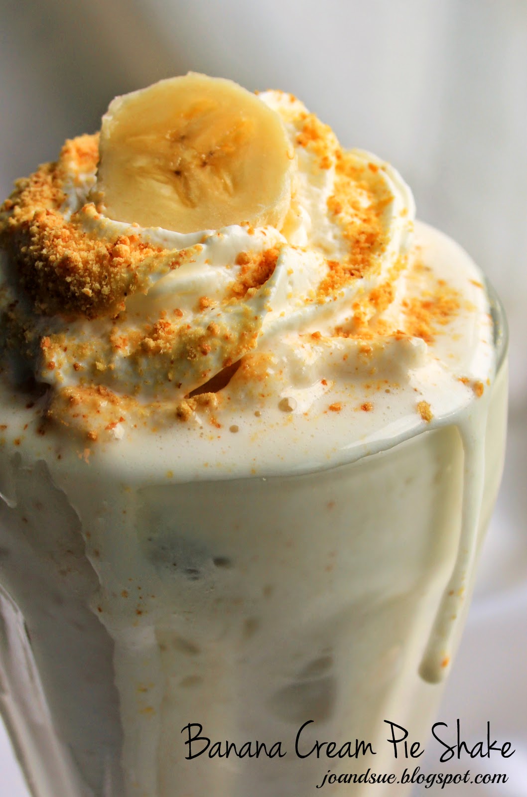 Jo and Sue Skinny Banana Cream Pie Shake