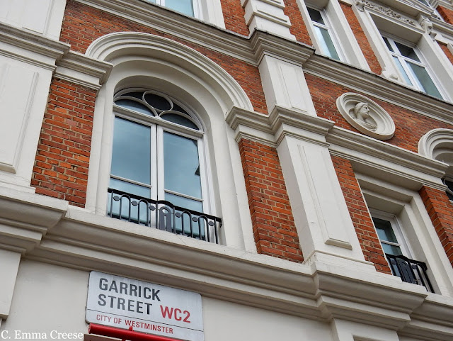 Le Garrick Restaurant Review corner of French Romance in Covent Garden