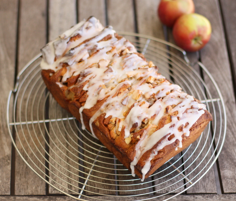 Half Baked Apple Cinnamon PullApart Bread