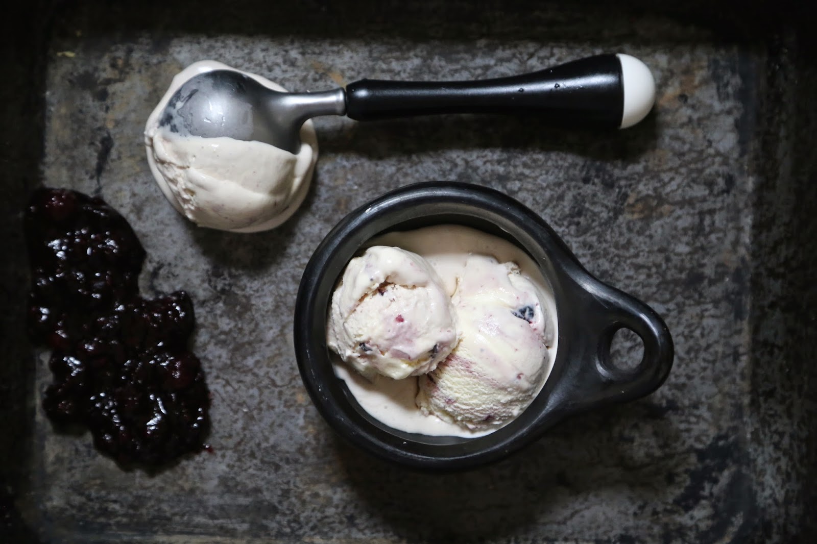 vanilla blueberry ripple ice cream
