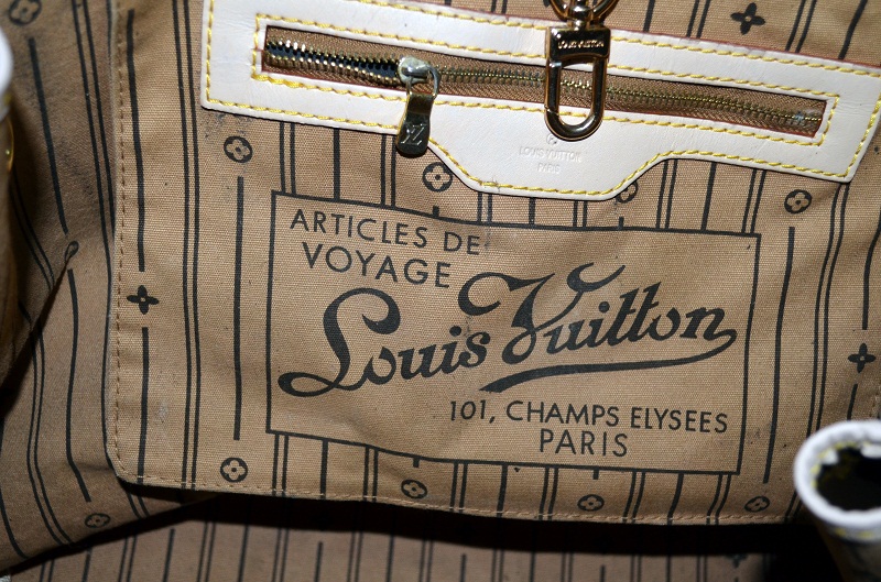White Trash AUTHENTIC LEATHER LOUIS VUITTONS BAG(sold)