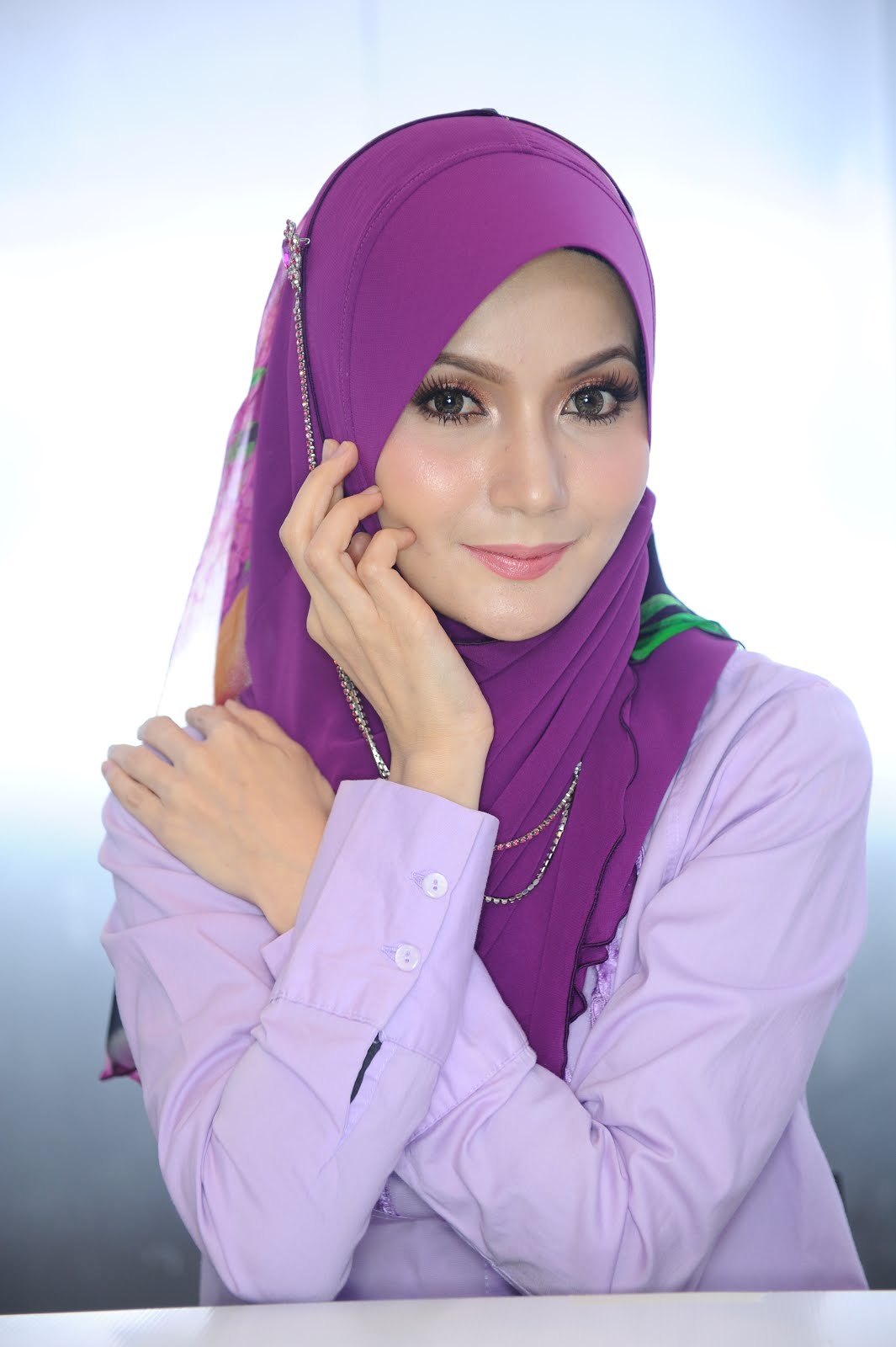 KEKAL CANTIK BERSAMA DOCLAB