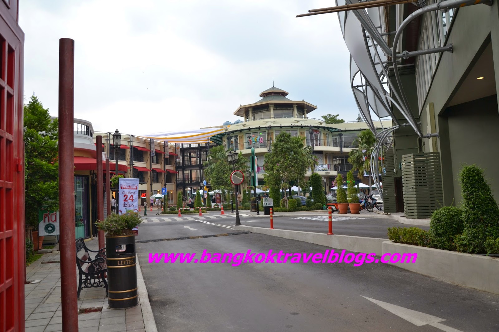 The Victoria Gardens Community Mall At Petchaksem 69 Bangkok Www