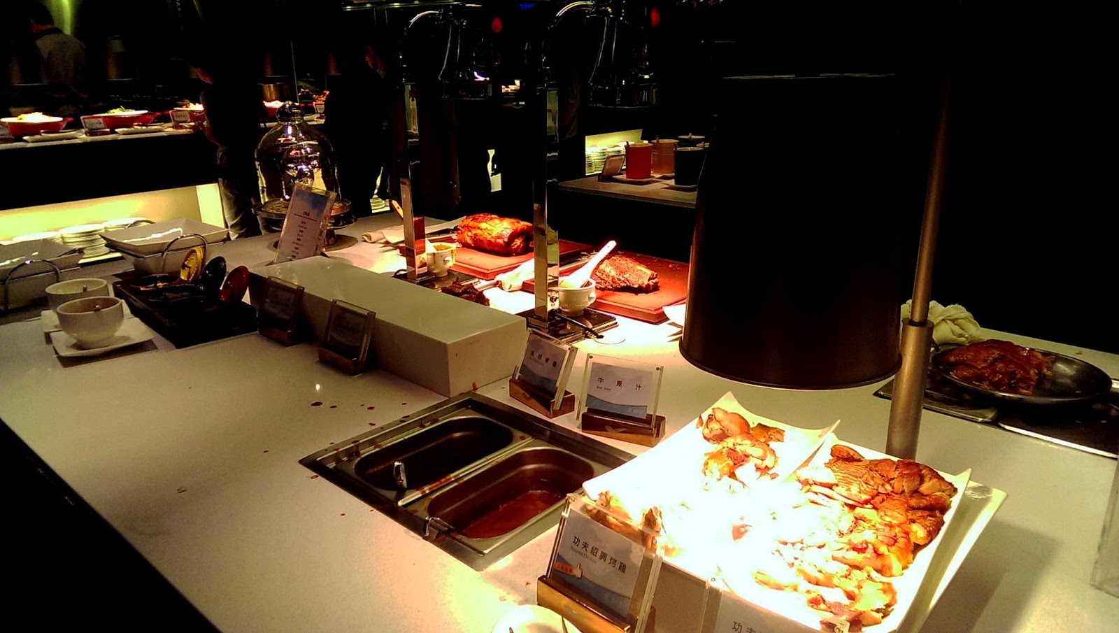 2015 07 01%2B19.11.28 - [食記] 台北京站 - 饗食天堂，有生魚片吃到飽的高級自助餐廳！